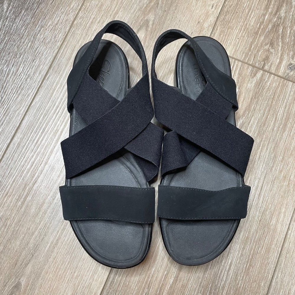 Sketchers Black Luxe Foam Sandals Size 9